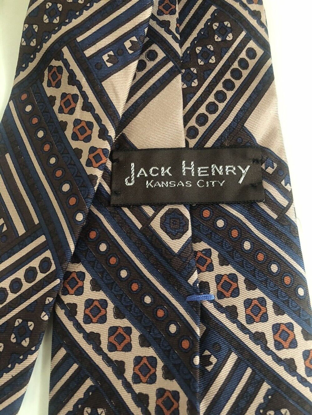 Jack Henry Men’s All Silk Necktie Geometric Tan & Black 58x4” Vintage Kansas